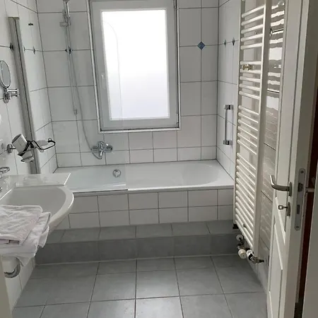 Erika Hotel 3*